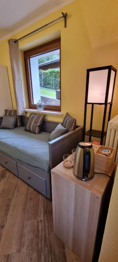 Lo Noyer Et Les Roses Bed and Breakfast Saint Nicolas Εξωτερικό φωτογραφία