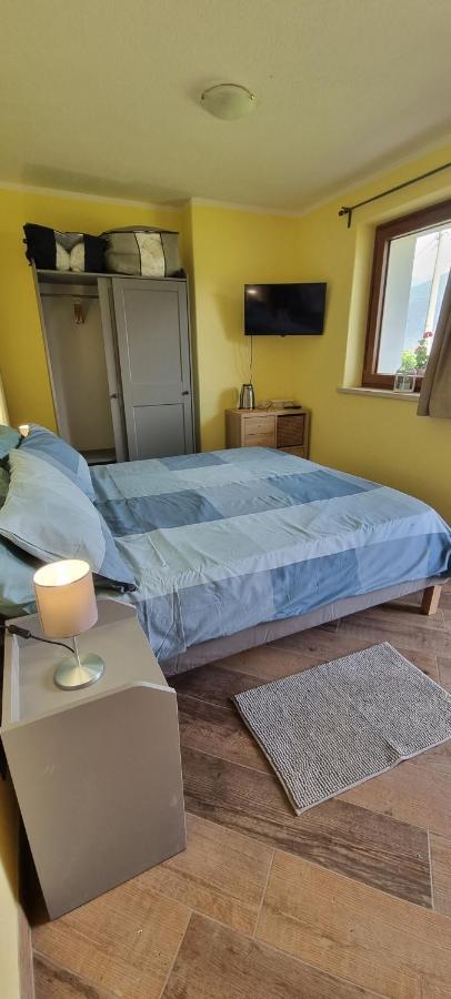 Lo Noyer Et Les Roses Bed and Breakfast Saint Nicolas Εξωτερικό φωτογραφία